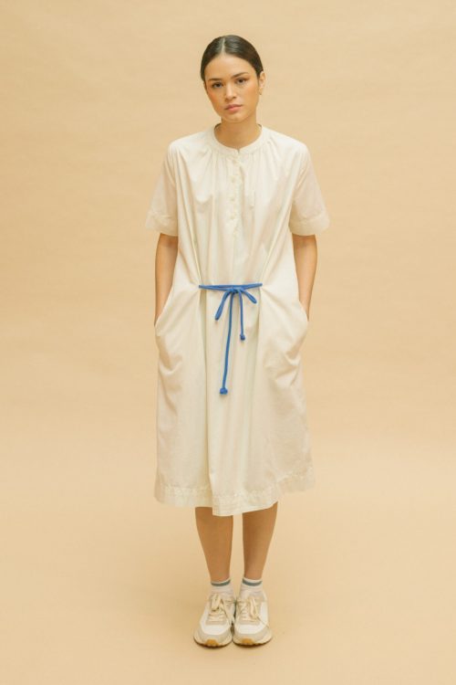 Vestido amplio crudo