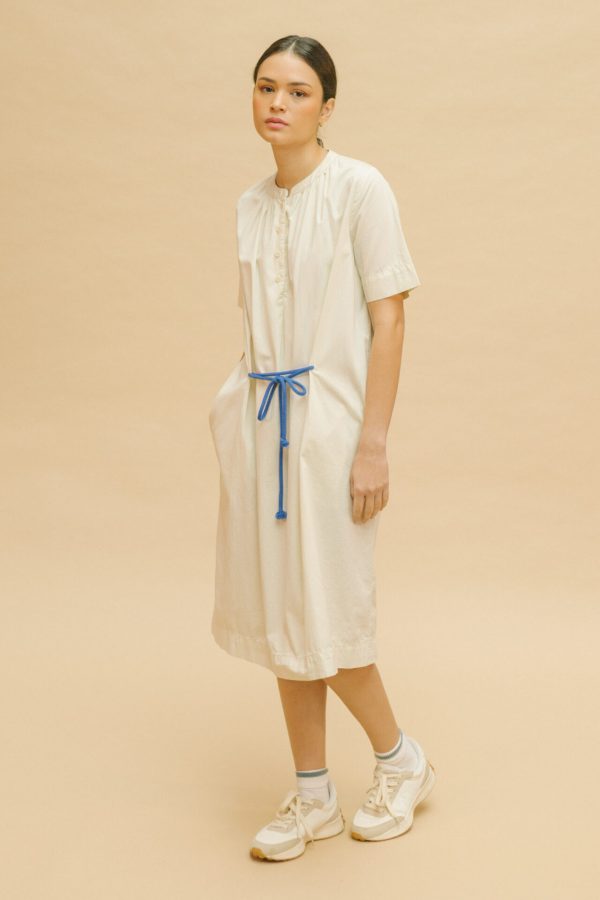 Vestido amplio crudo