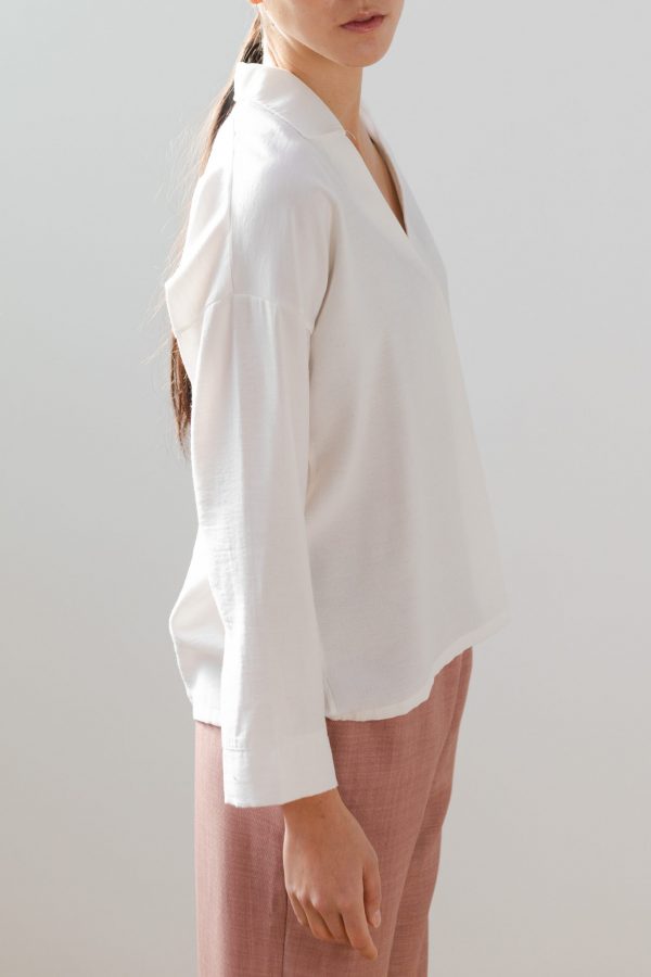 Blusa amplia cuello