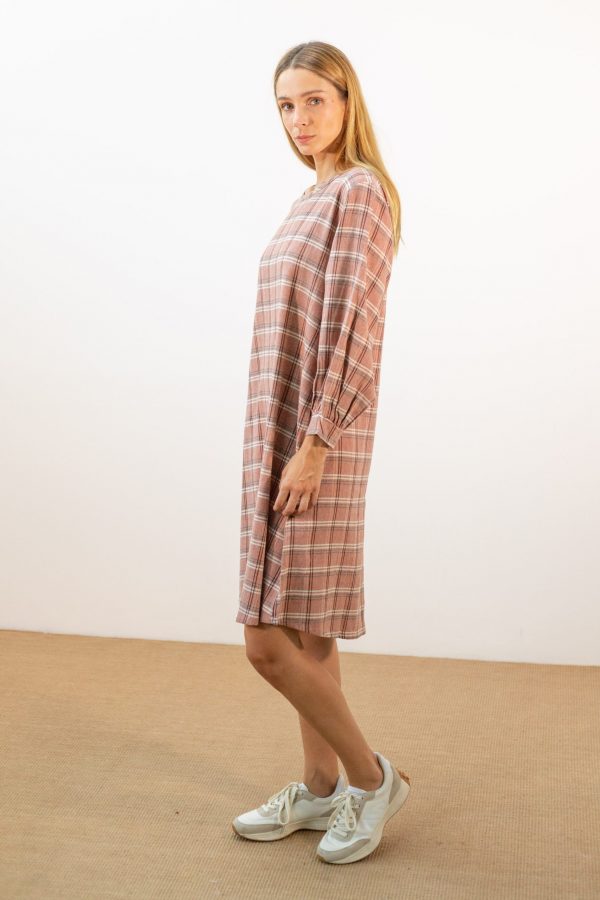 Vestido amplio cuadros