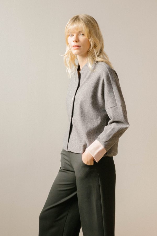 Chaqueta gris jaspeado