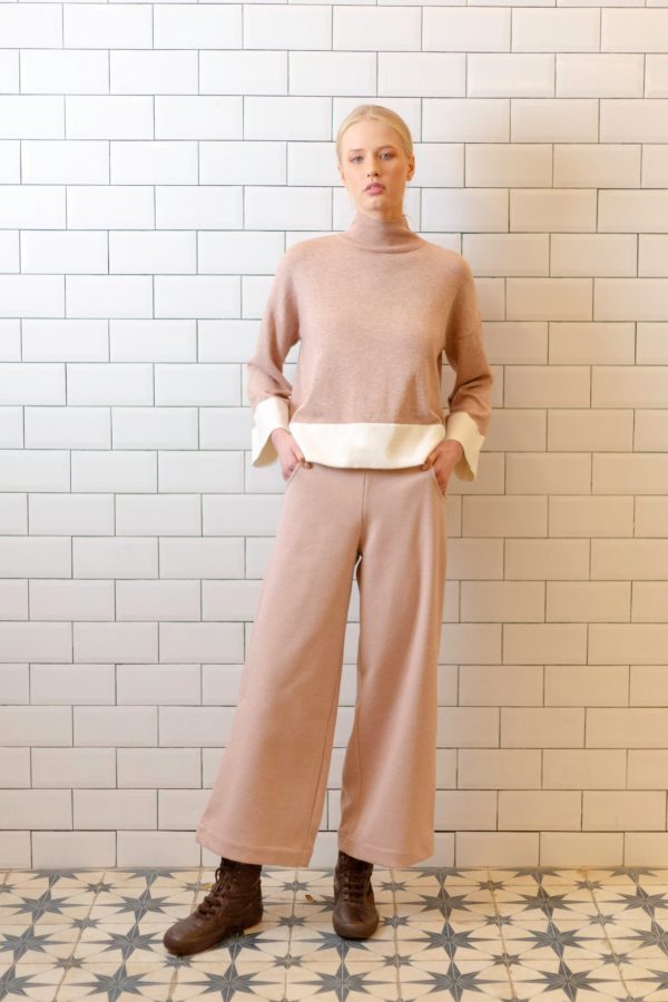Pantalón rosa palazzo