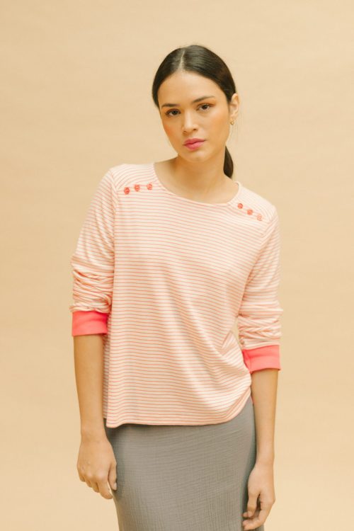 Camiseta rayas rosas y botones