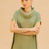 Camiseta cuello barco verde