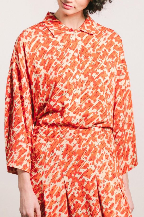 Blusa amplia estampada