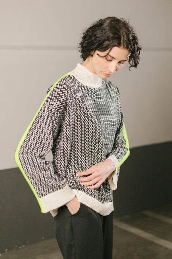Jersey oversize negro y flúor